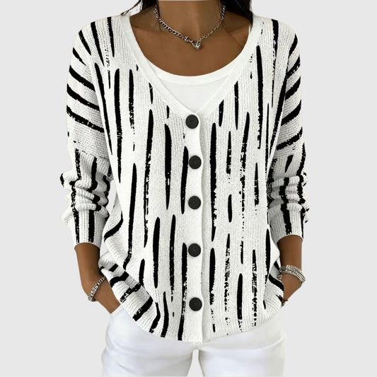 Hazel | Comfortable Knitted Button-Front Cardigan