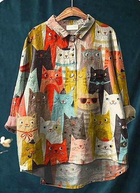 Hazel | Printed Cat-Print Relaxed Blouse