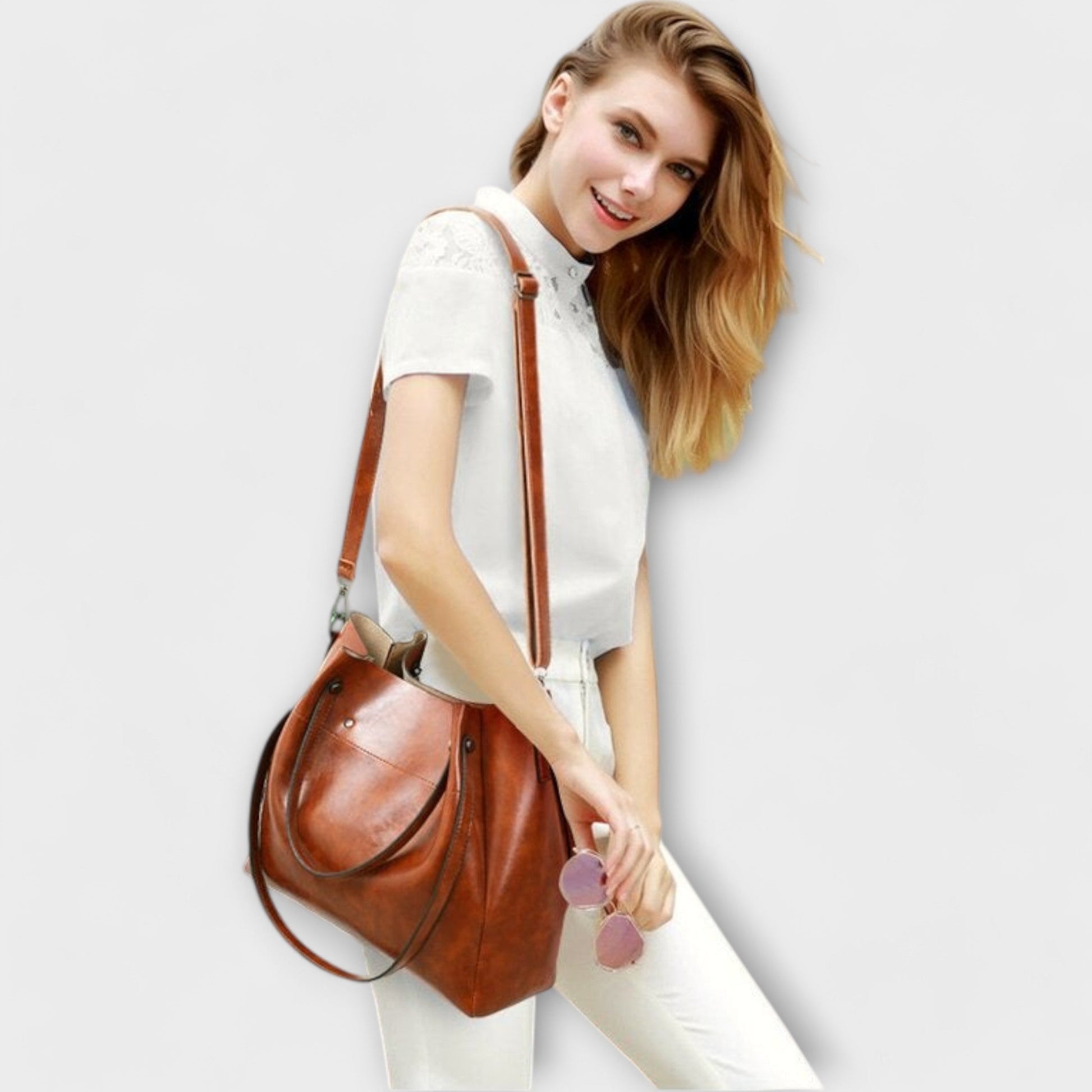 Holly | Women's Pocket Bag — Willow & Wren Melbourne