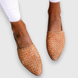 Madeleine | Women's Cushioned Comfort Sandals — Willow & Wren Melbourne