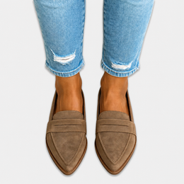 Louise | Women's Pointed-Toe Loafers — Willow & Wren Melbourne