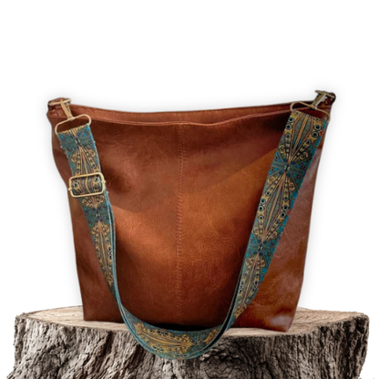 Holly | Women's Leather Crossbody Bag — Willow & Wren Melbourne