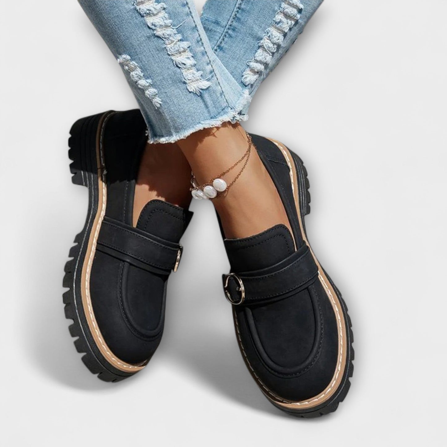 Leona | Classic Loafers