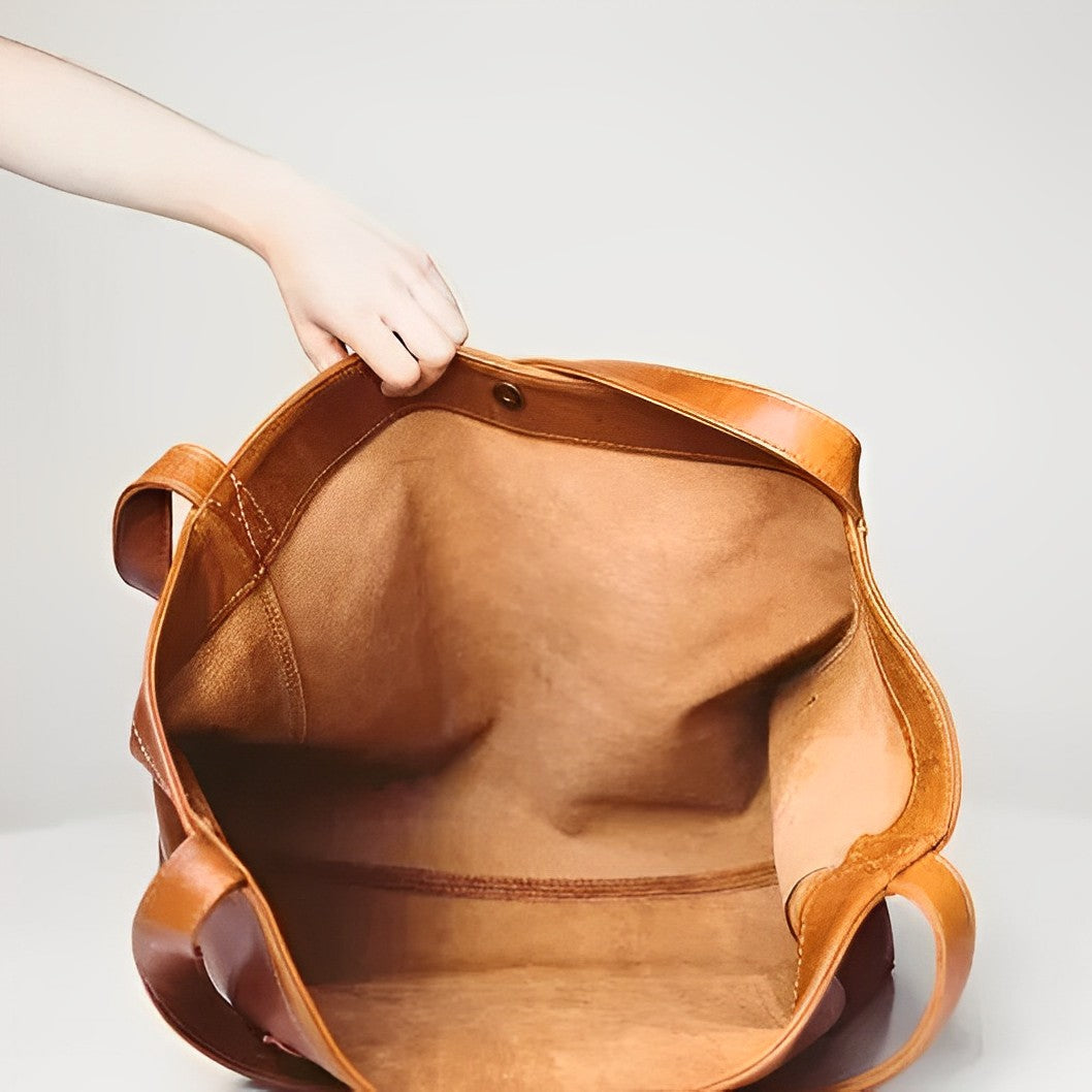 Hazel | Women's Zip-Pocket Shoulder Bag — Willow & Wren Melbourne