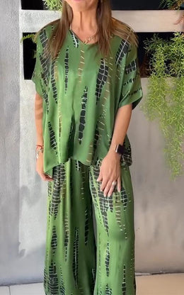 Hazel | Women's Printed Relaxed Set — Willow & Wren Melbourne